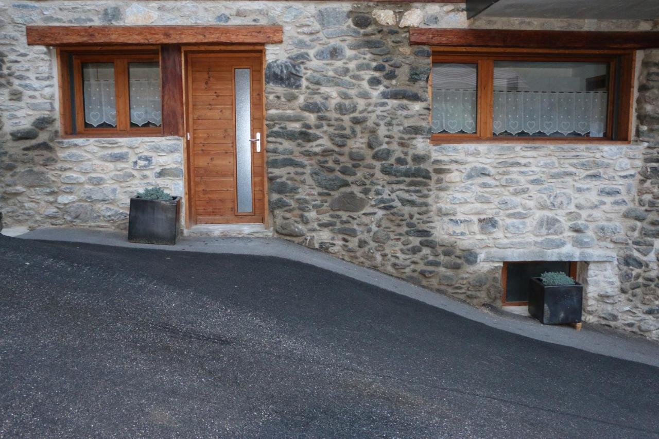 Maison De Village Au Pied Des 3 Vallees Villarlurin Ngoại thất bức ảnh